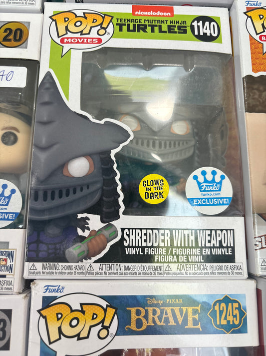 Funko Pop!  Teenage Mutant Ninja Turtles : Shredder with weapon #1140 Funko Store Exclusive GID