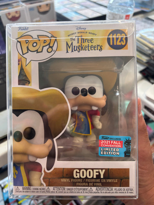 Funko Pop! Disney: The Three Musketeers : Goofy #1123 2021 Fall Exclusive