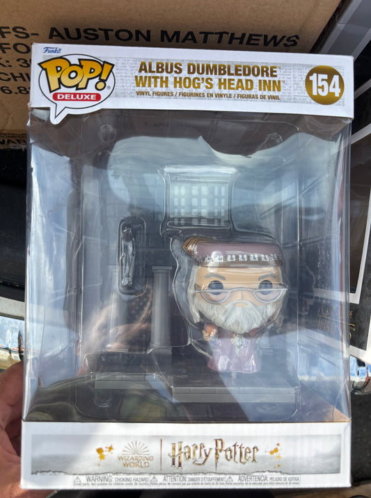 Harry Potter Pop! Albus Dumbledore with Hog's Head Inn #154