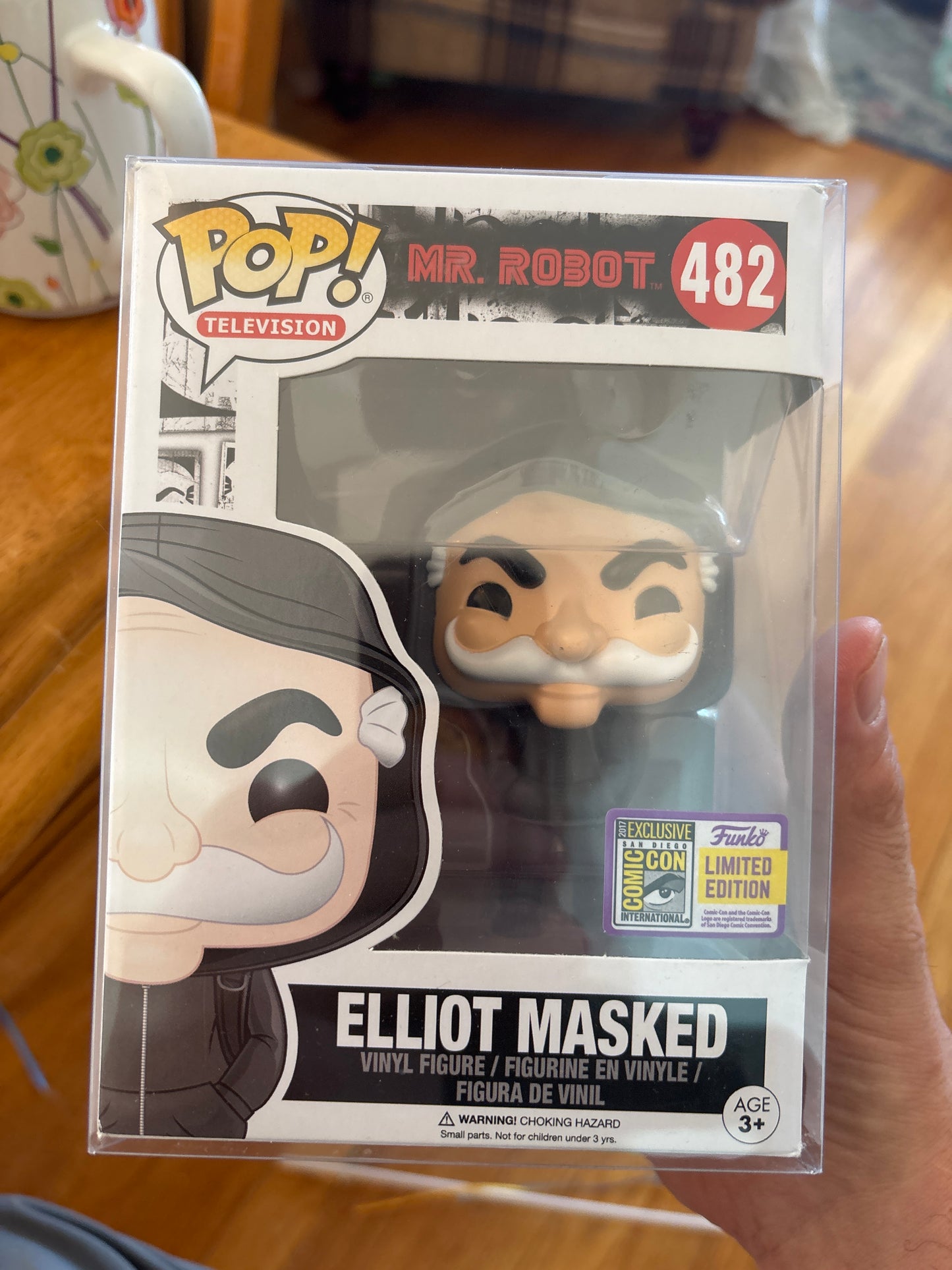 Televison Pop! Mr Robot : Elliot Masked #482 SDCC 2017 Exclusive