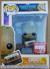 Funko Marvel Pop!  Guardians of the Galaxy 2 : Groot #260 Marvel Collectors Corp Exclusive Mix tape
