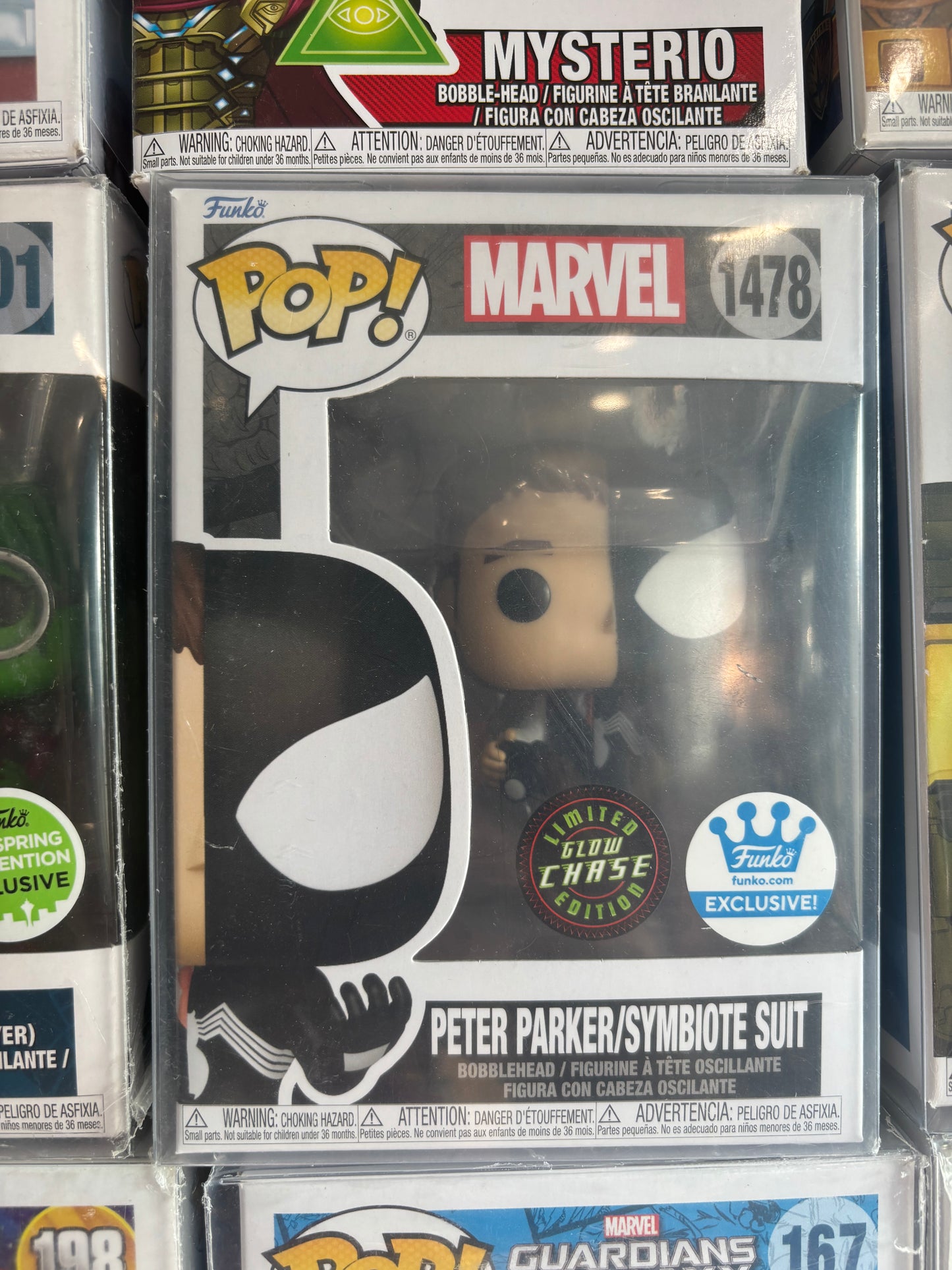Spider-man Marvel : Peter Parker Symbiote Suit #1478 Funko Exclusive Chase