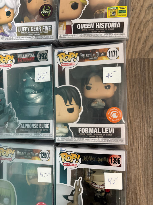 Attack on Titan : Formal Levi #1171  Crunchyroll store Exclusve