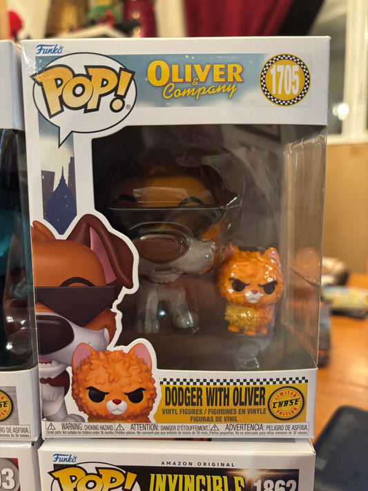Disney Pop! & Buddy Dodger with Oliver #1705 Chase