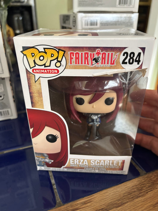 Funko Pop! Anime - Fairy Tail : Erza Scarlet #284 damaged box
