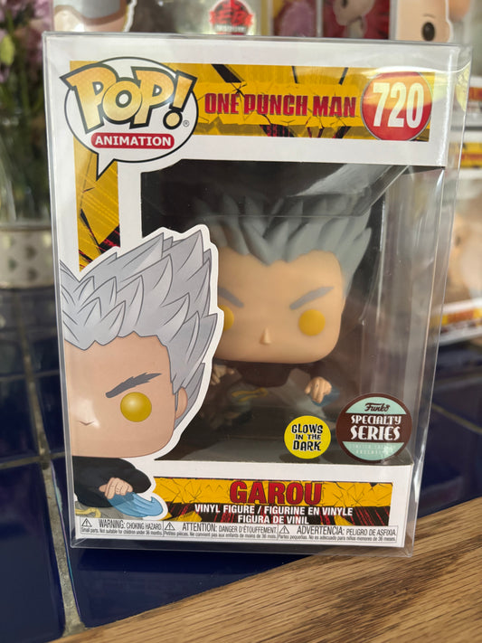 Funko Pop Anime One Punch Man : Garou #720 Specialty Series GID Exclusive