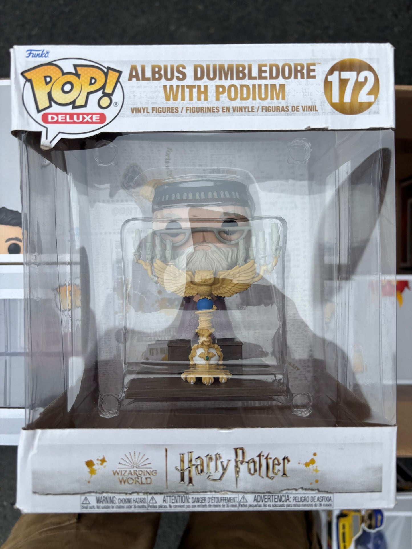 Funko Pop! Movies: Harry Potter - Albus Dumbledore with Podium #172 Deluxe