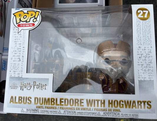 Funko Pop! Movies: Harry Potter - Albus Dumbledore with Hogwarts #27 Deluxe