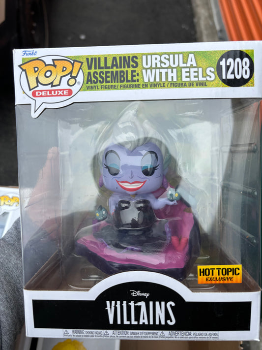 Funko Pop : Disney Villains : Villains Assemble : Ursula with Eels #1208 Hot topic Exclusive
