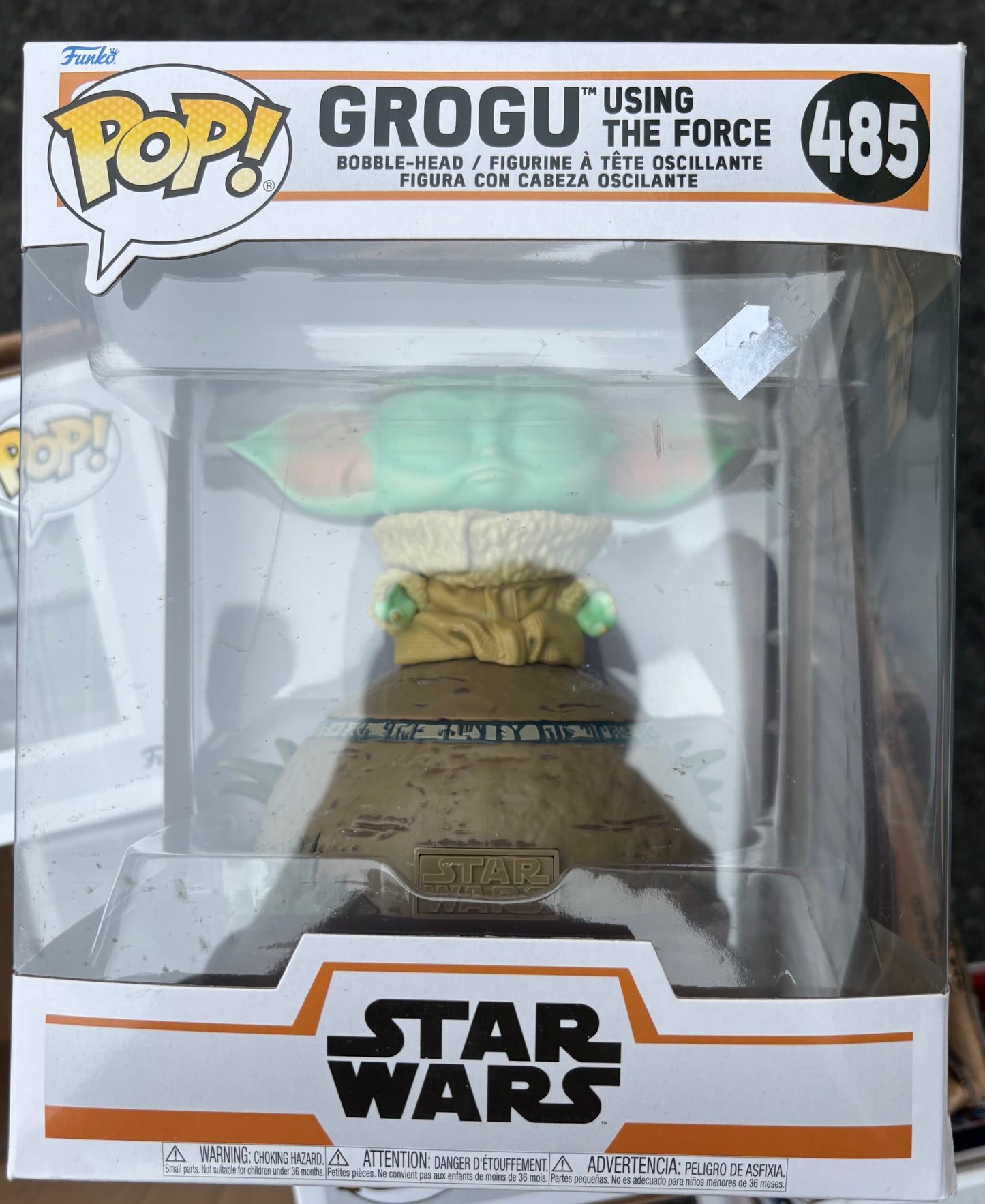 Funko Pop : Star Wars Mandalorian: Grogu Using the Force #485