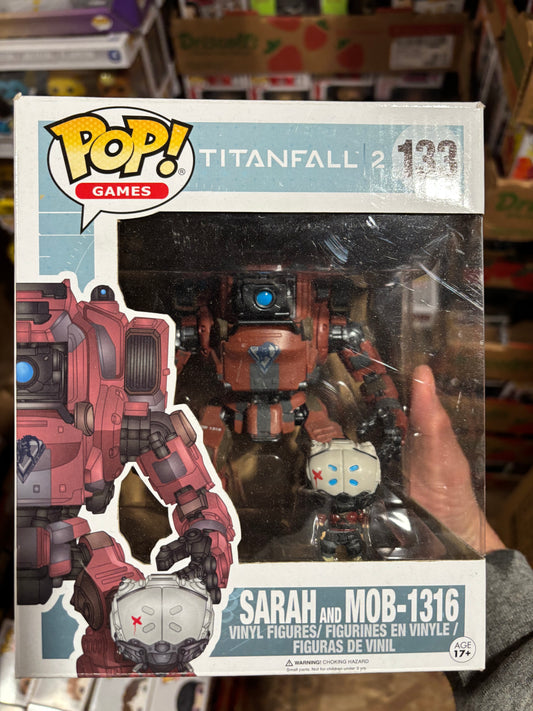 Funko Pop : Video Games : Titanfall 2 : Sarah and Mob-1316