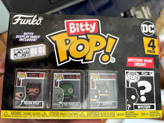 DC Comics Bitty Pop 4 pack Batman 85th Anniversary : Selina Kyle The Riddler Batman + Mystery