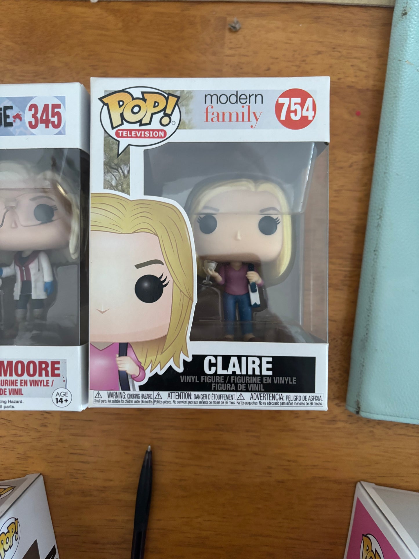 Funko Pop! Modern Family : Claire #754