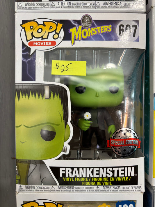 Funko Pop! Universal Monsters : Frankenstein #607 Shared Exclusive with flower