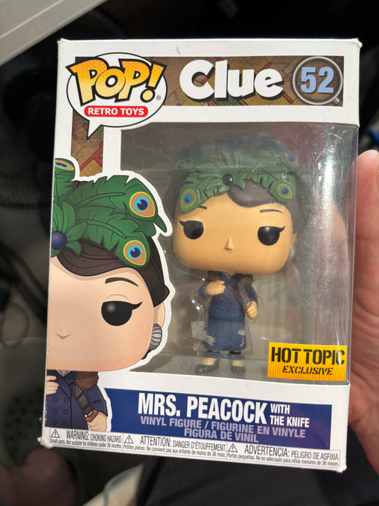 FUNKO POP! Movies:  Clue : Mrs. Peacock with the knife #52 Hot topic Exclusive, box damage
