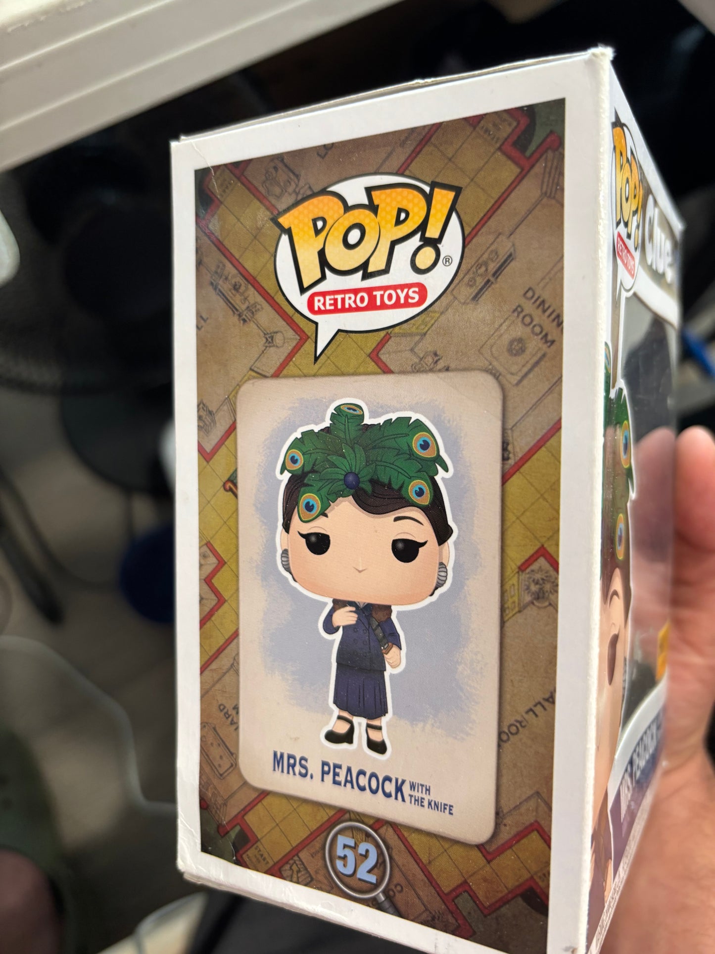 FUNKO POP! Movies:  Clue : Mrs. Peacock with the knife #52 Hot topic Exclusive, box damage