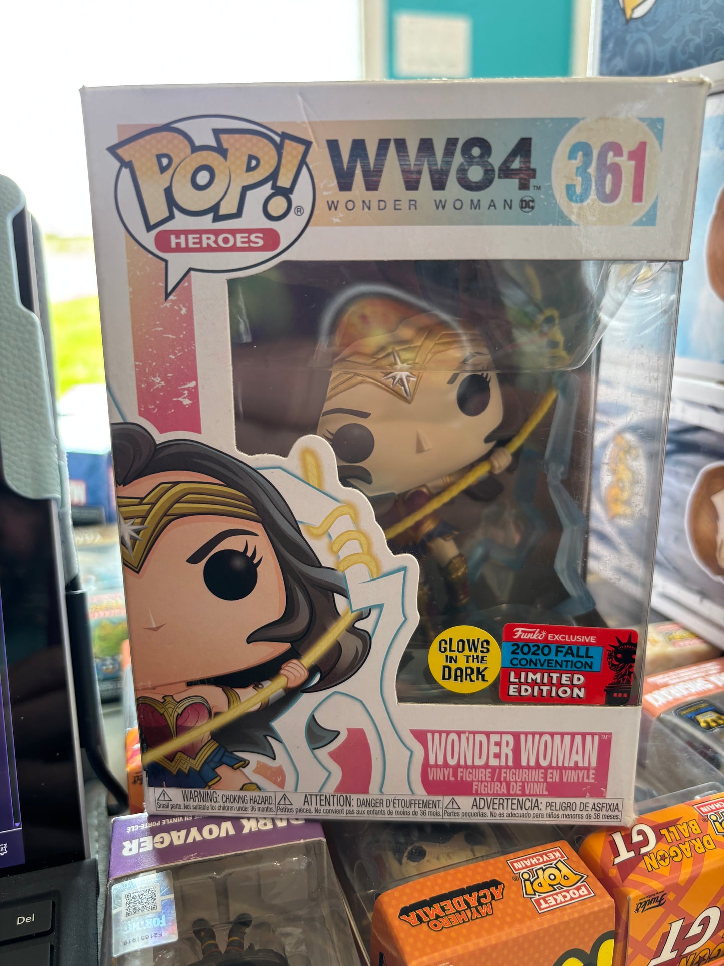 Dc Funko Pop : Wonder Woman : Wonder Woman #361 2020 Fall Exclusive GID