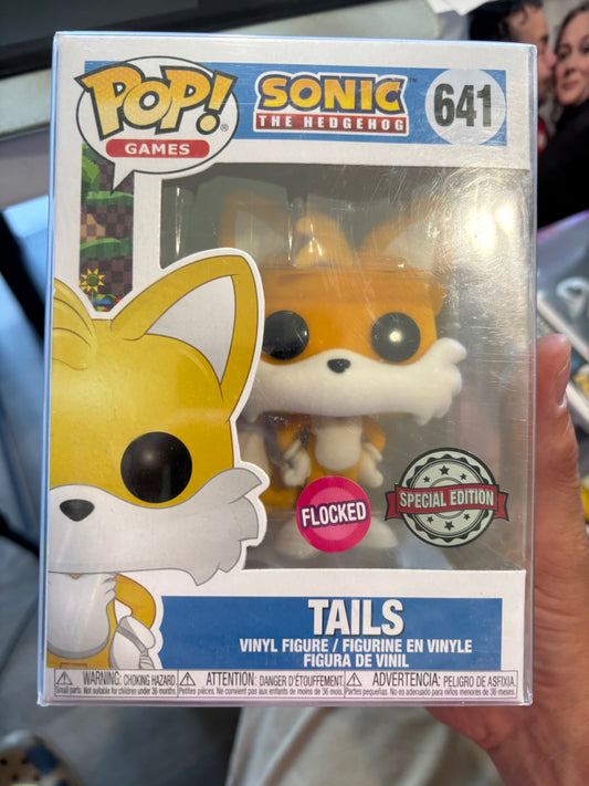 Sonic the Hedgehog Funko Pop! Tailes #641 Shared Exclusive Flocked