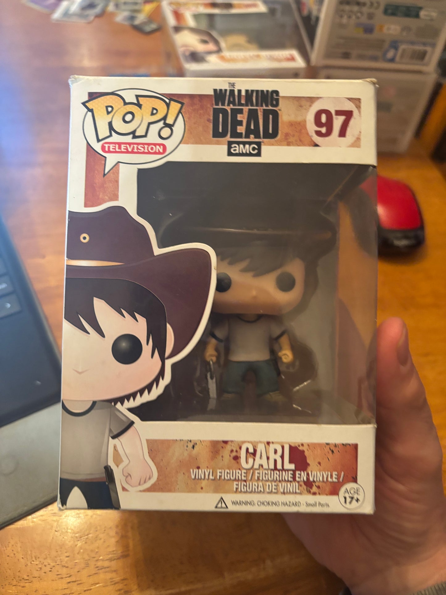 FUNKO POP! Television : Walking Dead : Carl Grimes #97 Box damage
