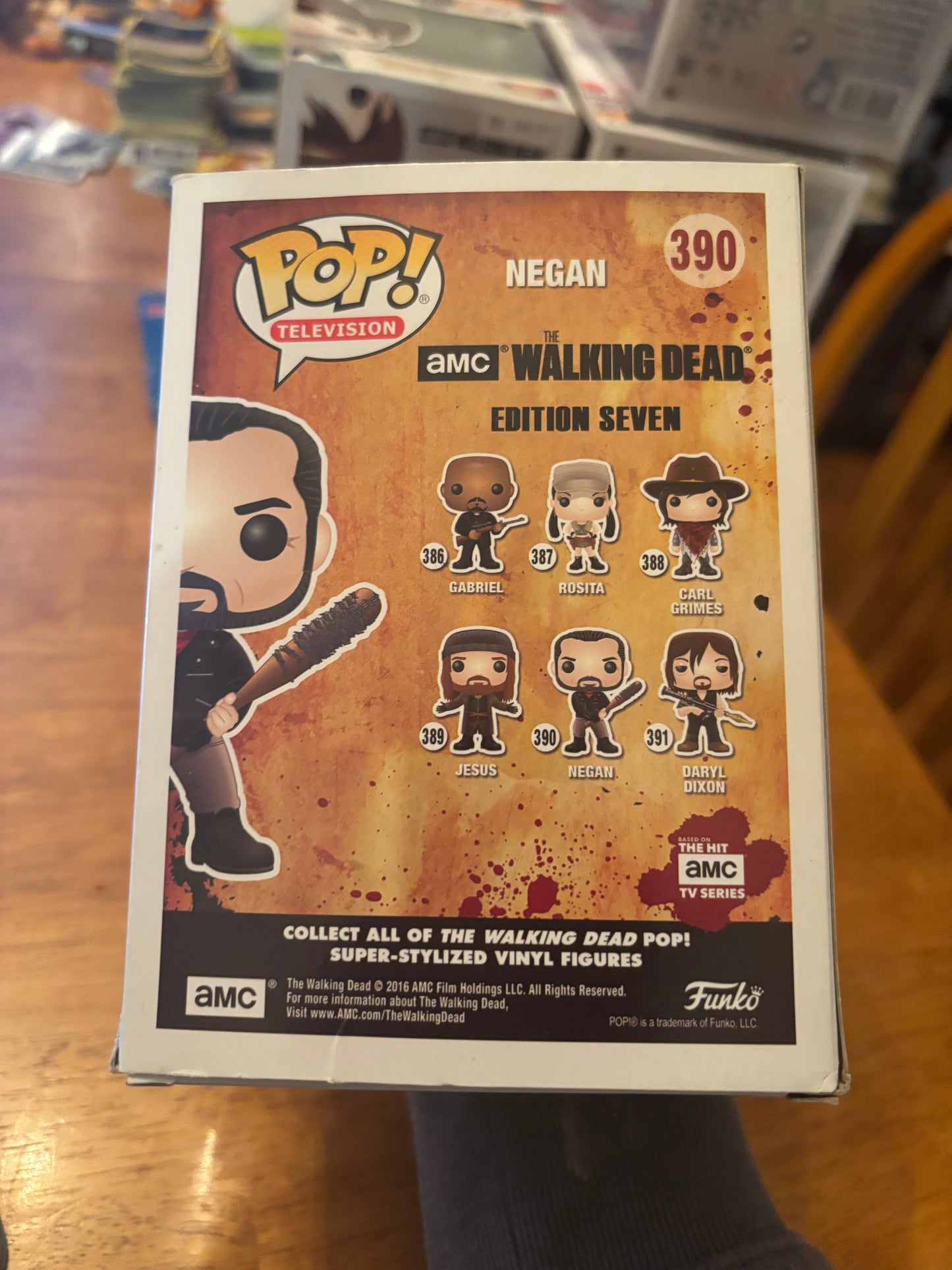 FUNKO POP! Television : Walking Dead :Negan #390 Slight box damage