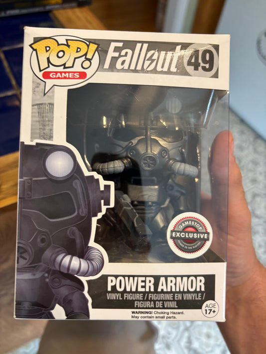 FUNKO POP! Fallout 4 : T-60 Power Armor #49 Gamestop Exclusive